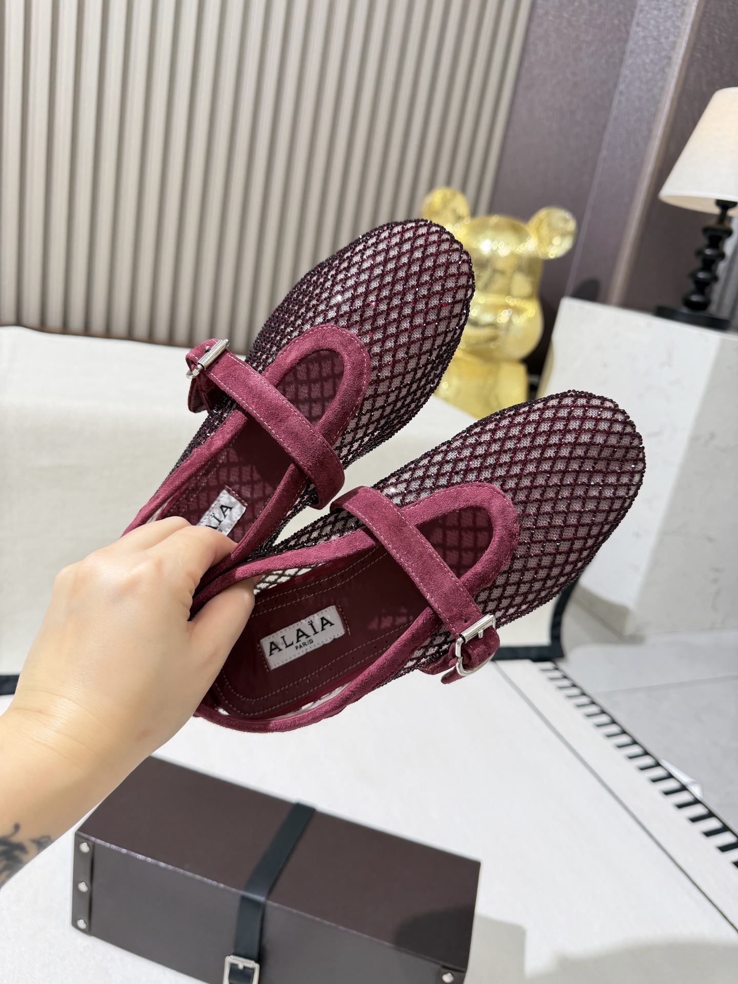 Women's high heels